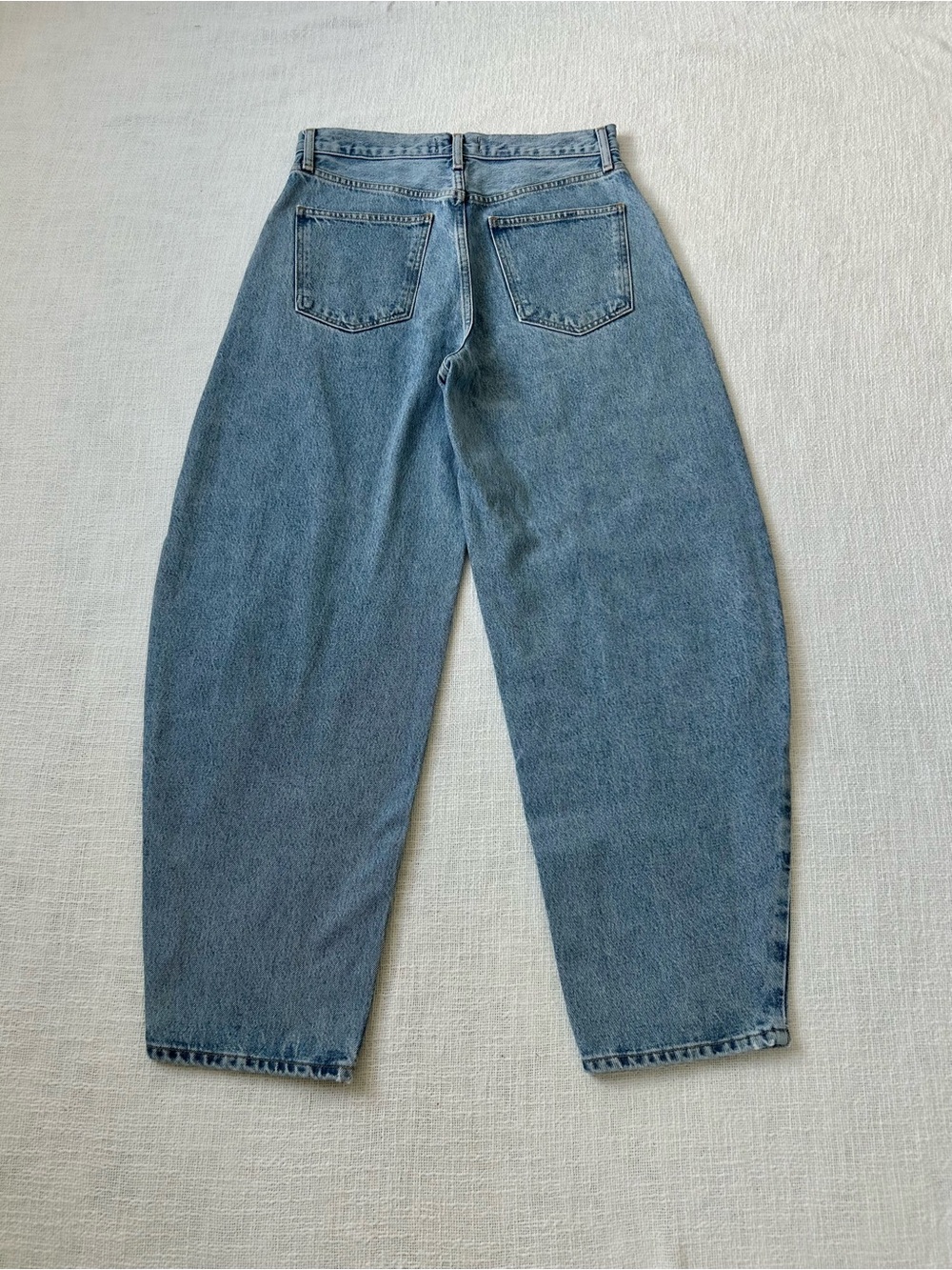 Agolde Mara High-Rise Barrel-Leg Light Wash Jeans Size 27 Curved Baggy Relaxed - Picture 6 of 16